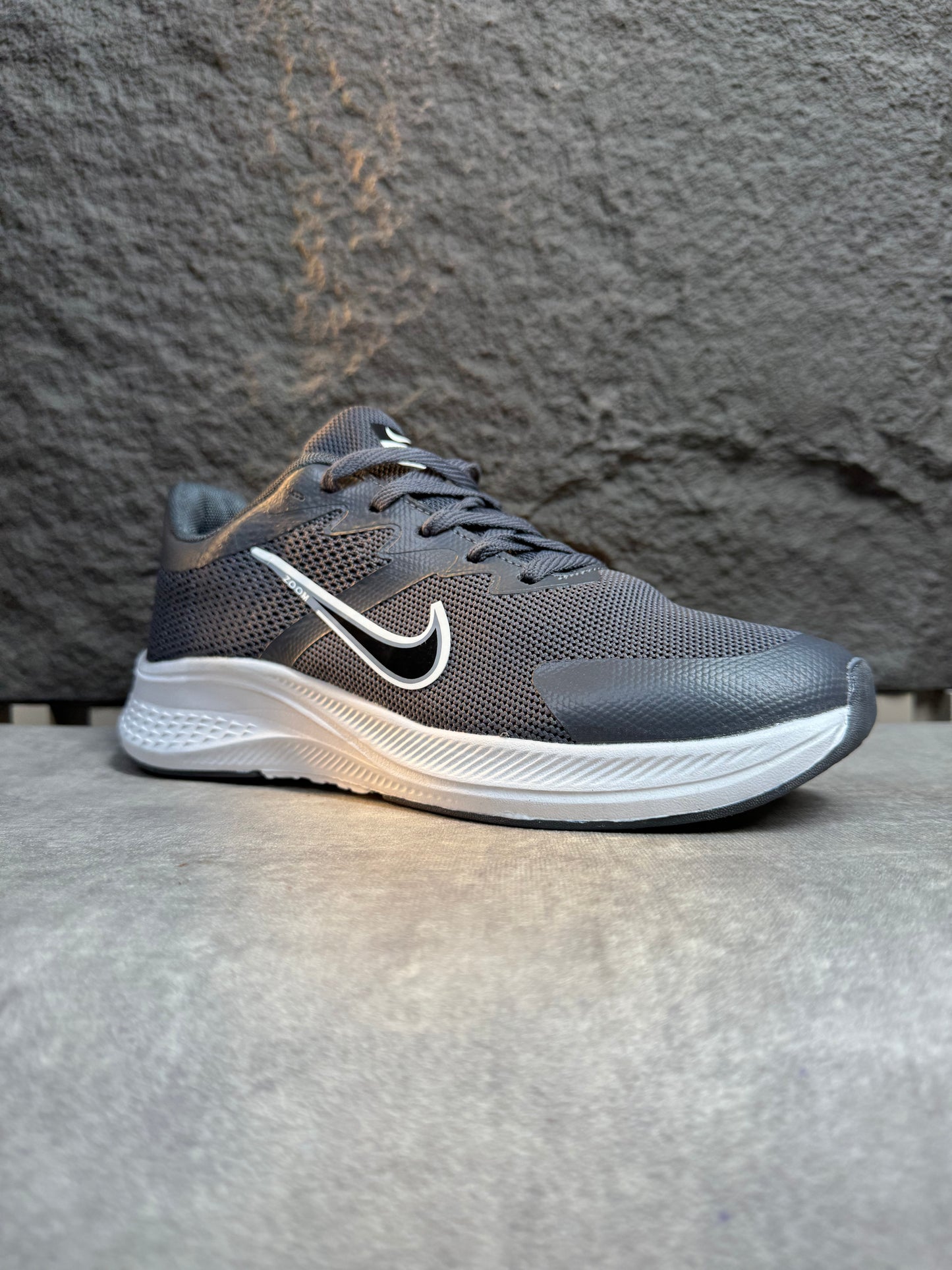 NIKE ZOOM